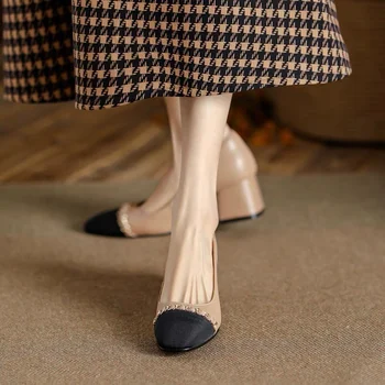 Дамски стилен дамски обувки Mary Jane с Квадратни пръсти в тон; Новост Есента 2022 г.; Модни обувки на дебелите обувки в стил ретро с метална верига