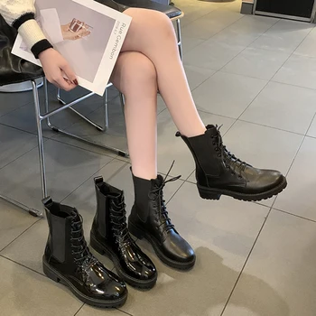  Обувки Мартенс/дамски обувки в британския стил; колекция 2021 г.; сезон есен-зима; Нови черни универсални обувки на платформа-обувки дантела отпред; къса